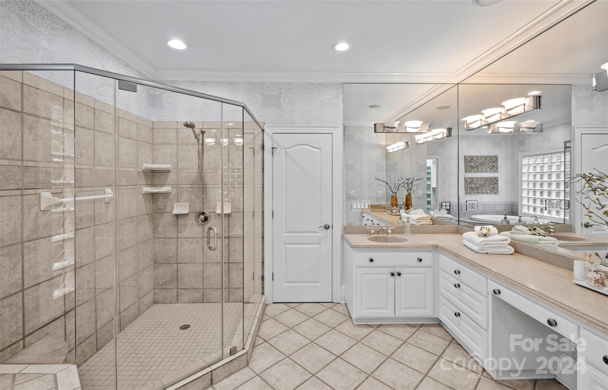 2241 Vauxhall Court Charlotte NC 28226