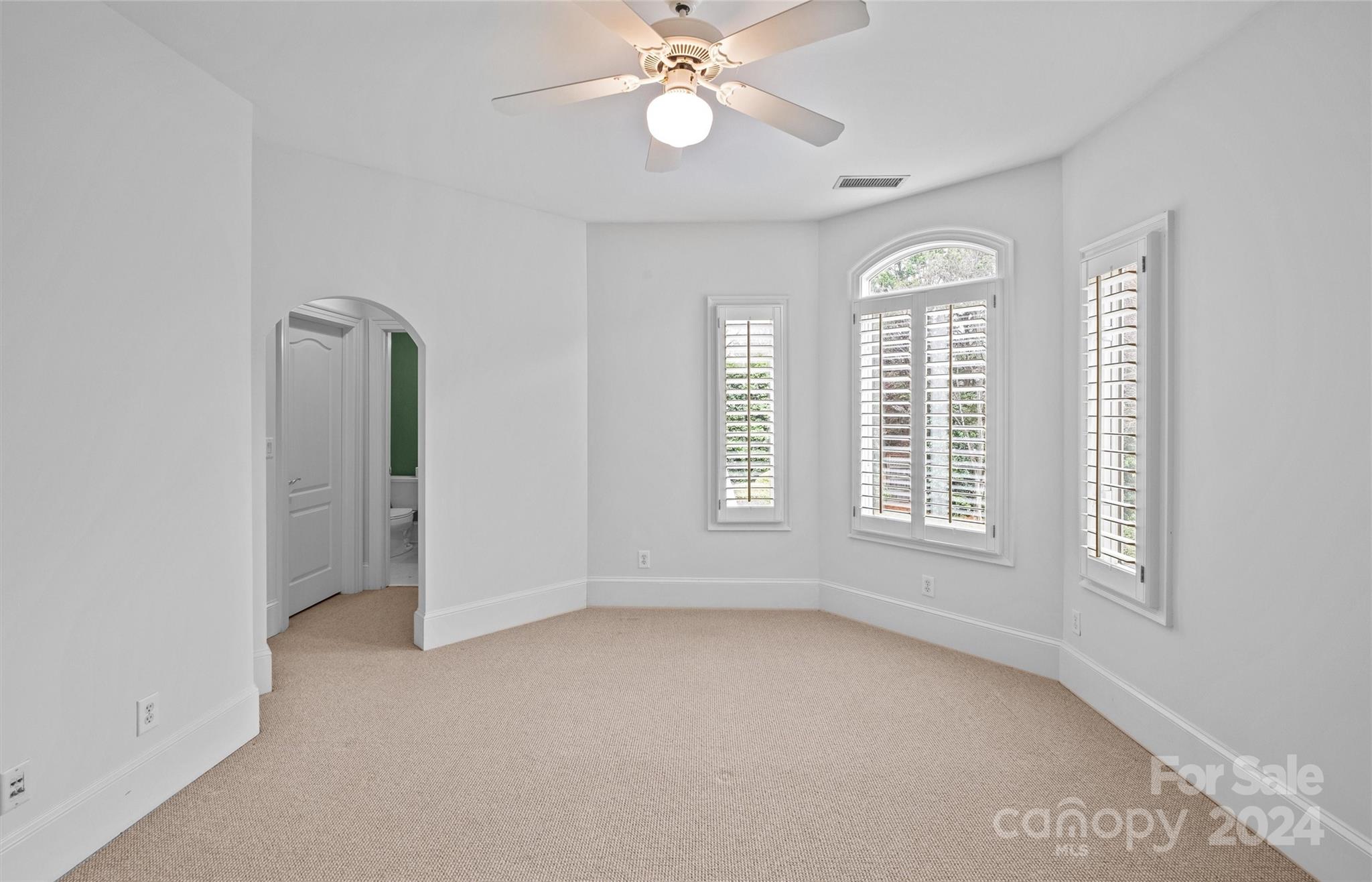 2241 Vauxhall Court Charlotte NC 28226
