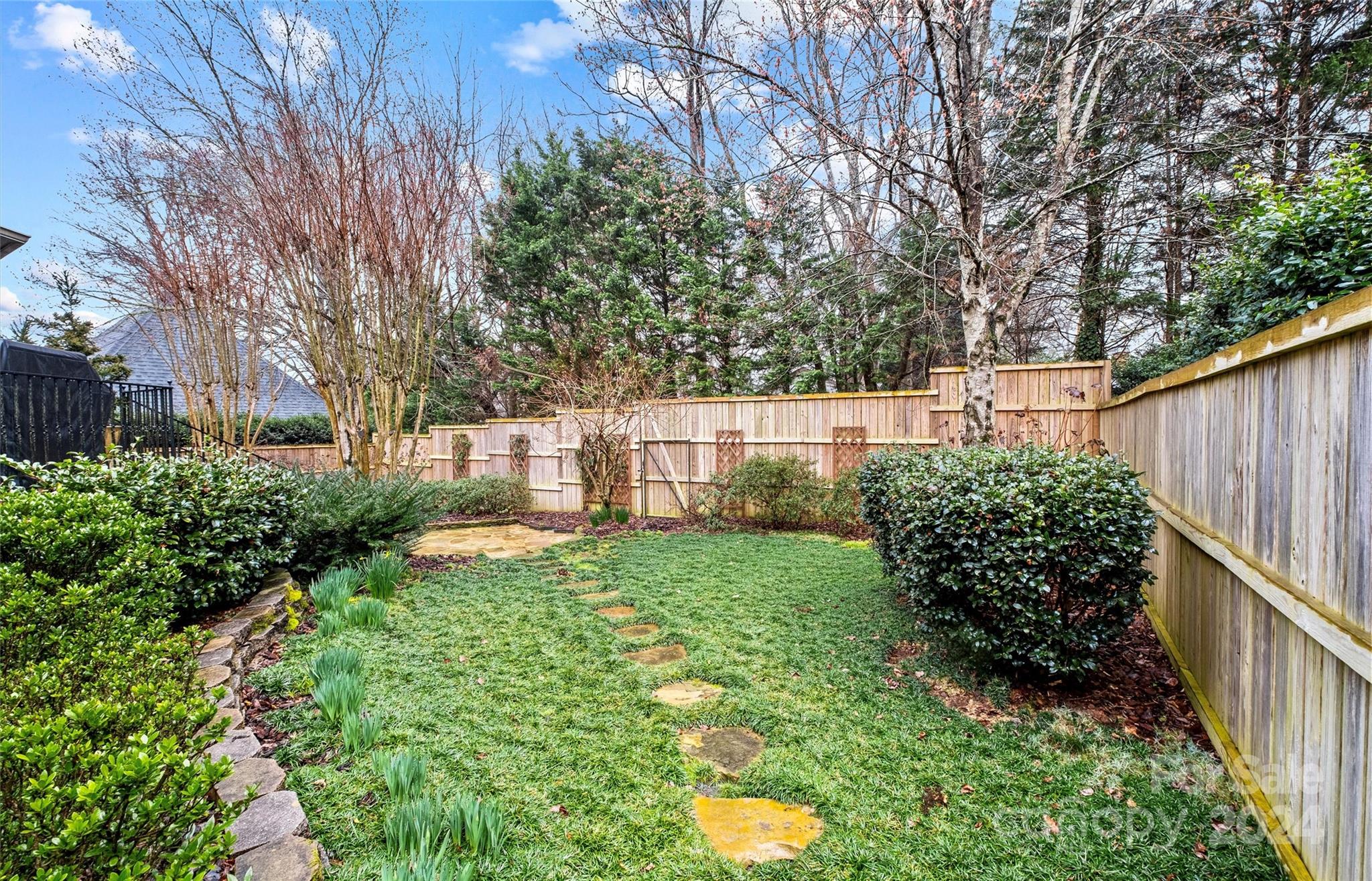2241 Vauxhall Court Charlotte NC 28226