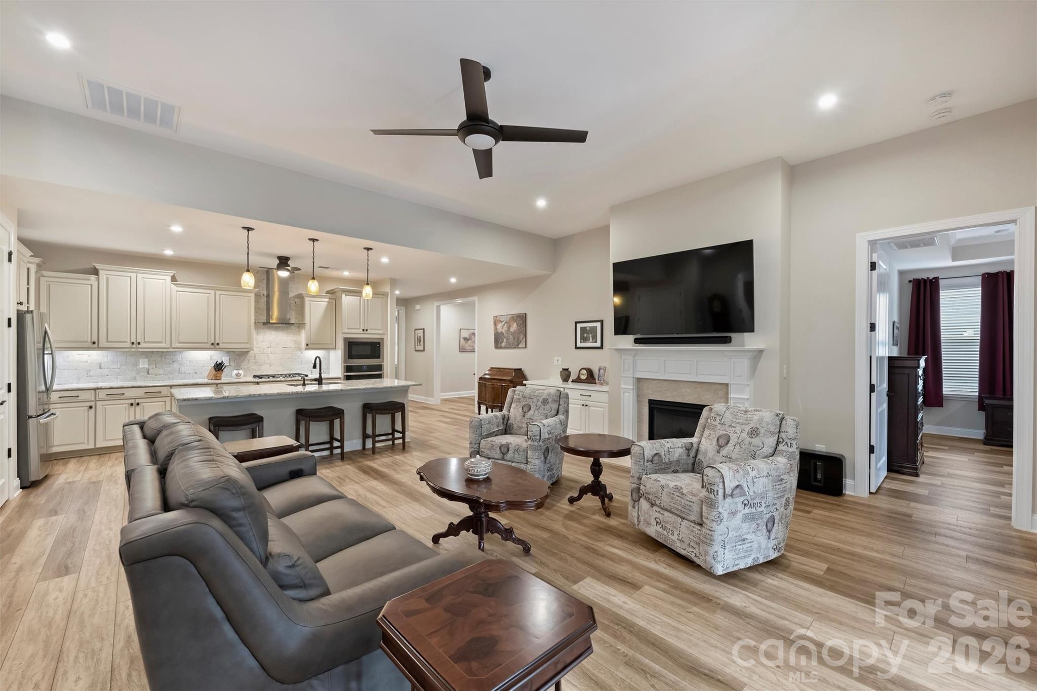 9610 Cresswind Boulevard Charlotte NC 28215