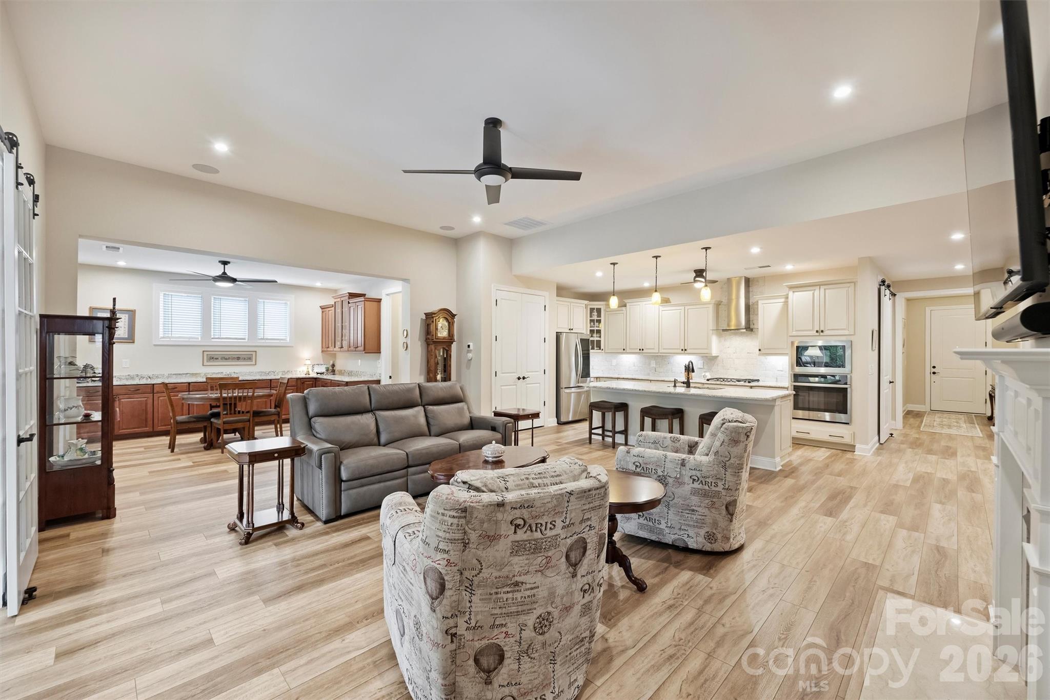9610 Cresswind Boulevard Charlotte NC 28215