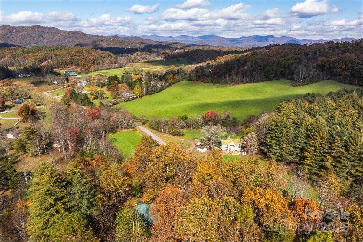 87 Prater Cove Road Franklin NC 28734