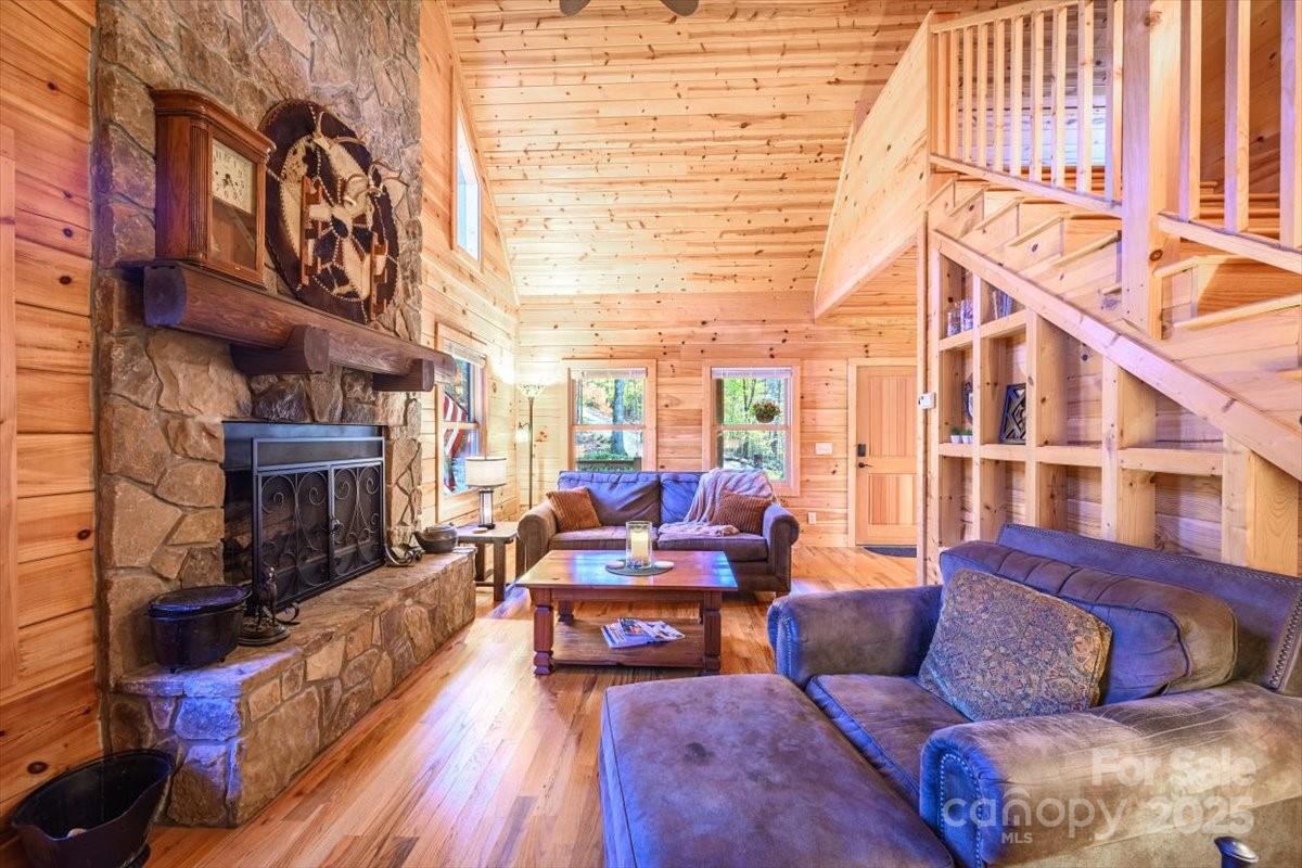 87 Prater Cove Road Franklin NC 28734