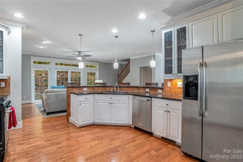77 Ox Bow Crossing Weaverville NC 28787