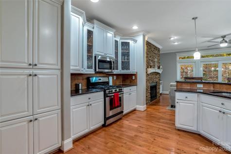 77 Ox Bow Crossing Weaverville NC 28787
