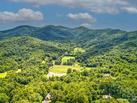 77 Ox Bow Crossing Weaverville NC 28787