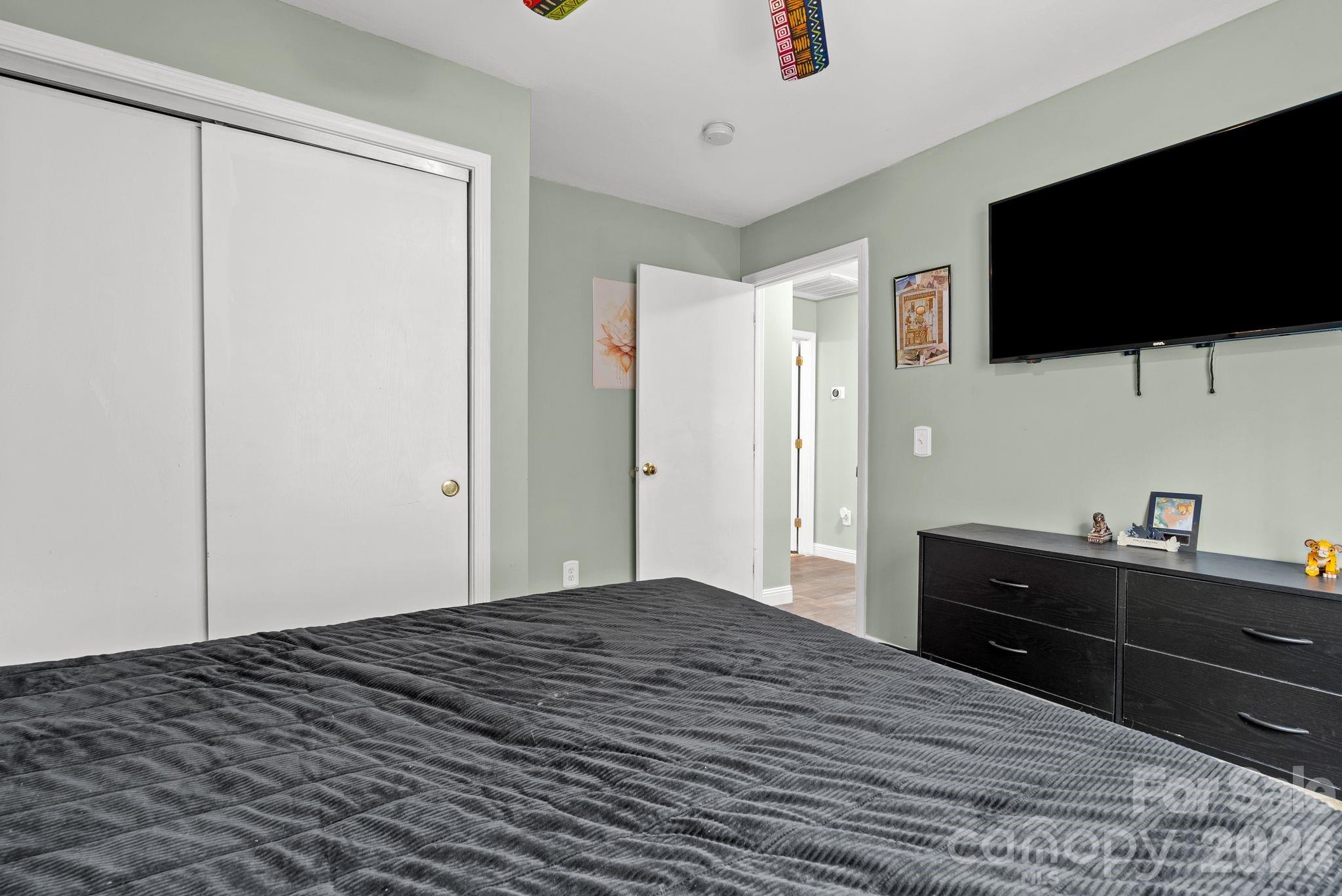 842 Grouse Road Clyde NC 28721