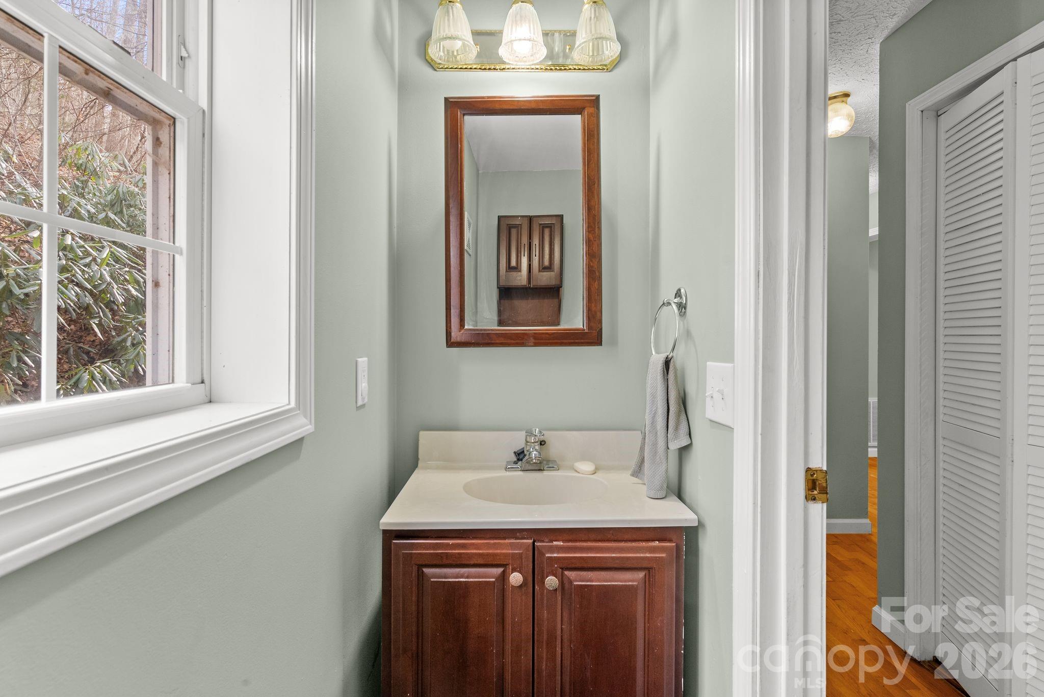 842 Grouse Road Clyde NC 28721