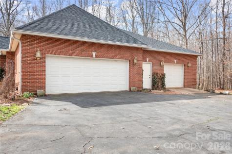 2241 Cordia Circle Newton NC 28658