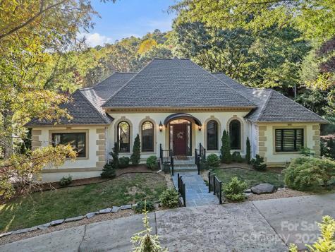 31 Ridge Drive S Hendersonville NC 28739