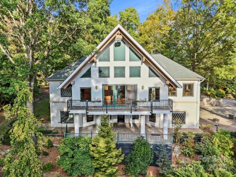 31 Ridge Drive S Hendersonville NC 28739