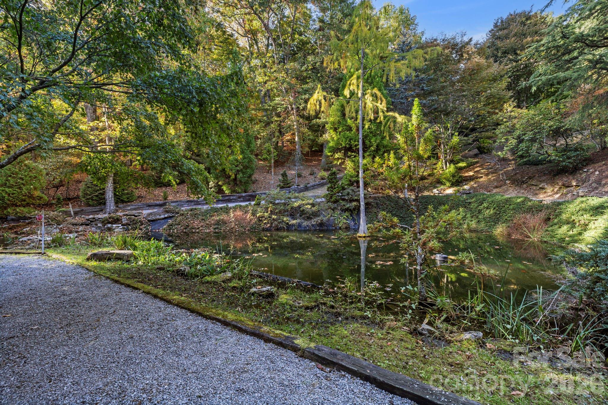31 Ridge Drive S Hendersonville NC 28739
