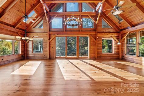 31 Ridge Drive S Hendersonville NC 28739