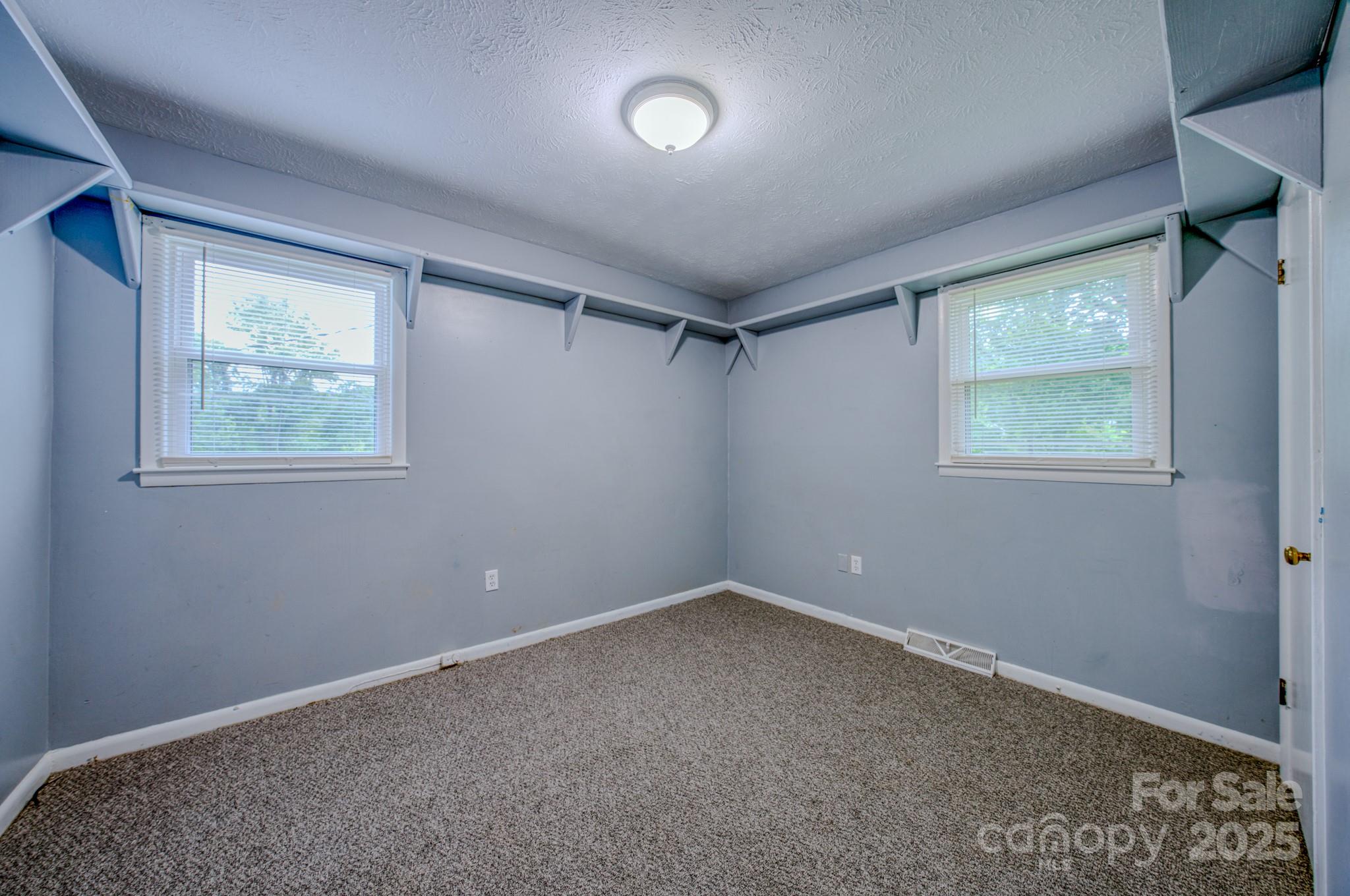 109 Chapman Drive Asheville NC 28805