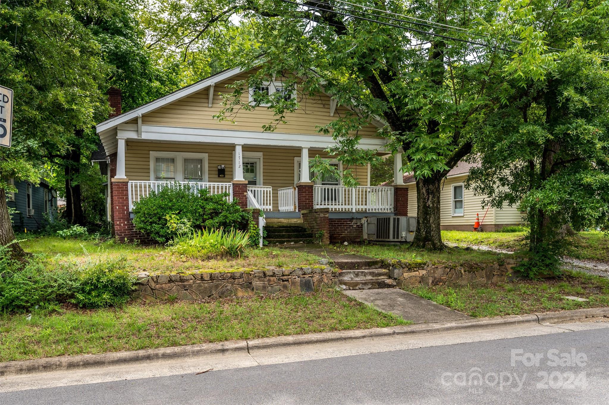 1712 Umstead Street Charlotte NC 28205