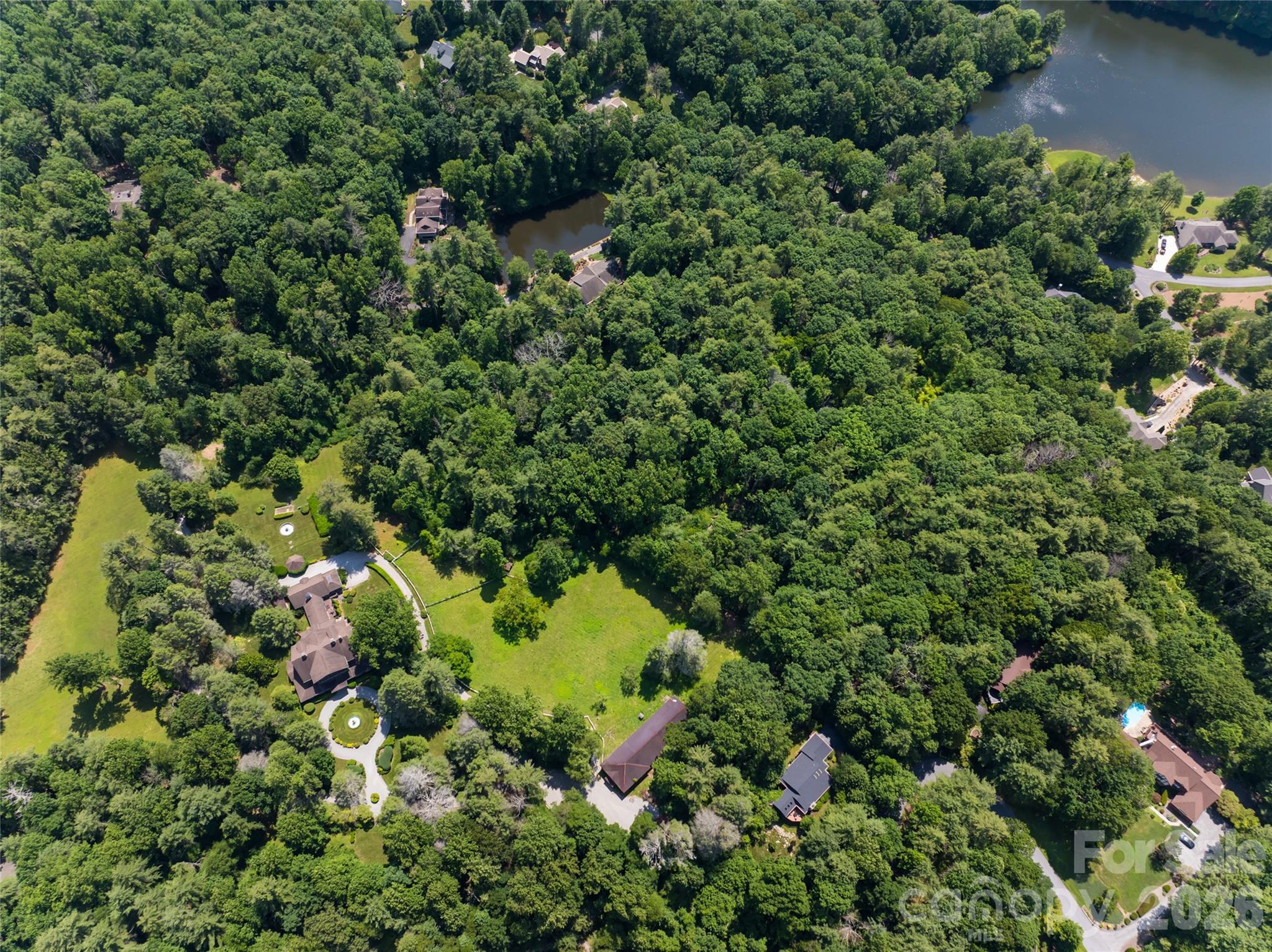 34 Oak Gate Drive Hendersonville NC 28739