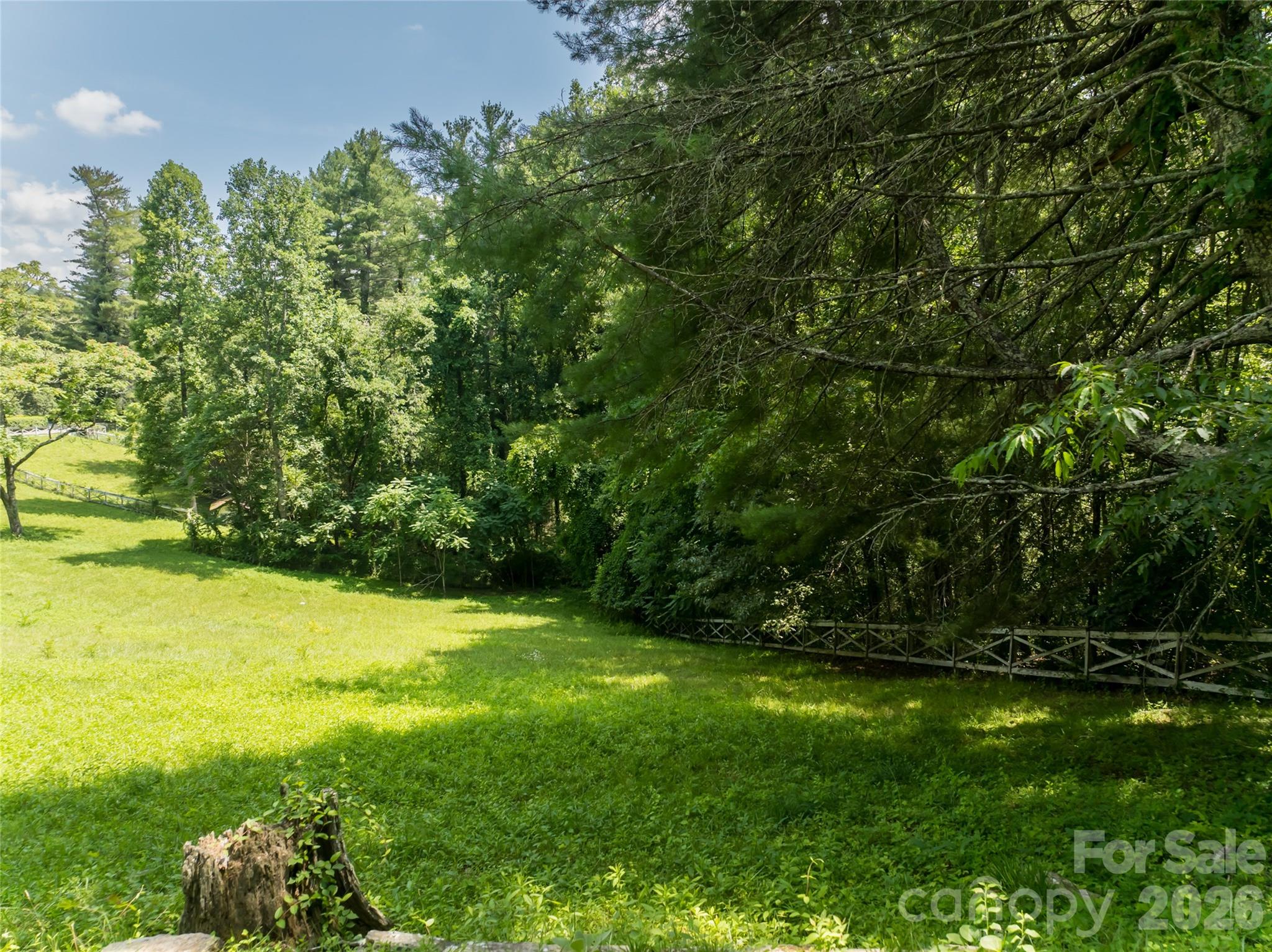 34 Oak Gate Drive Hendersonville NC 28739