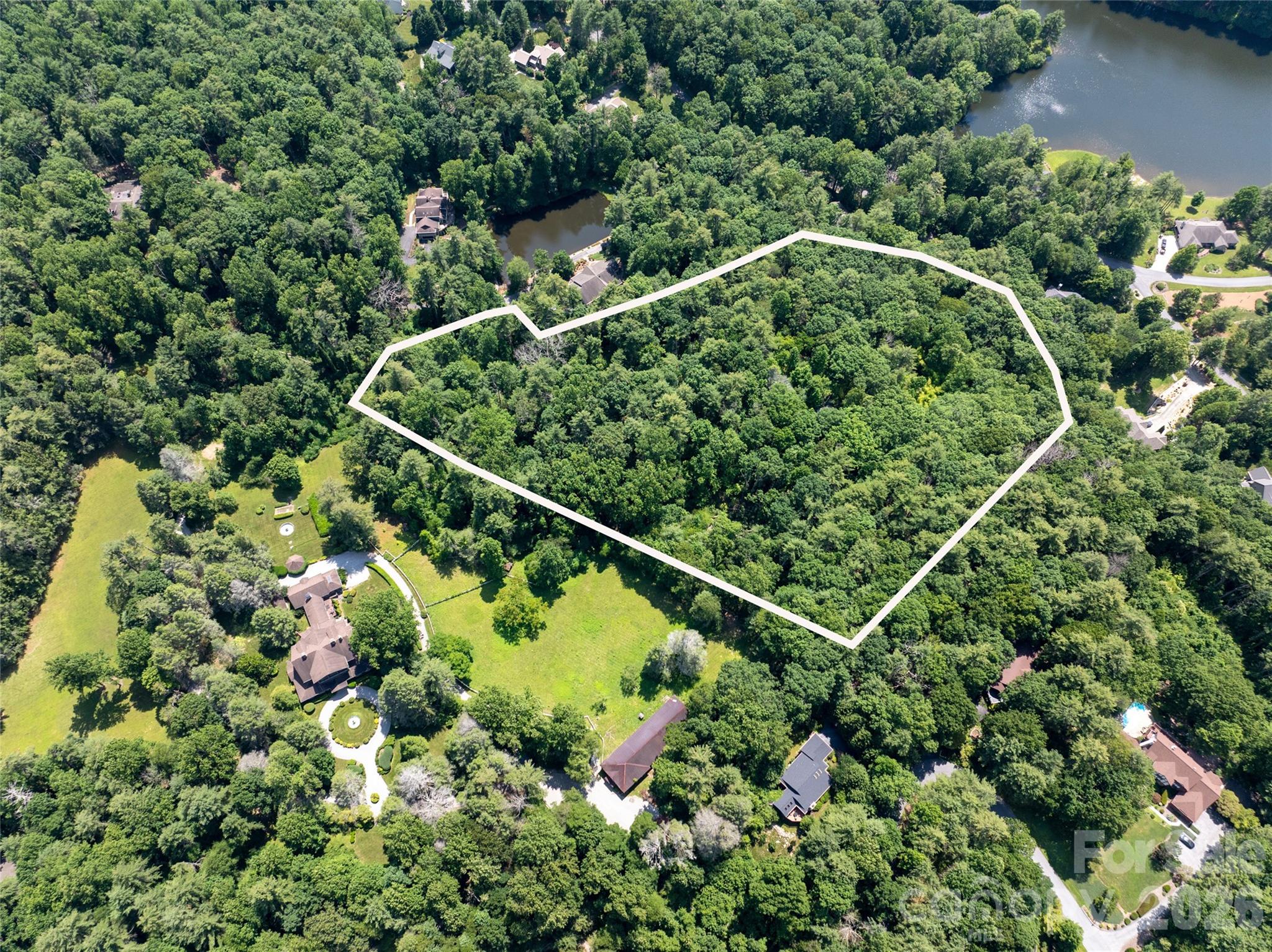 34 Oak Gate Drive Hendersonville NC 28739
