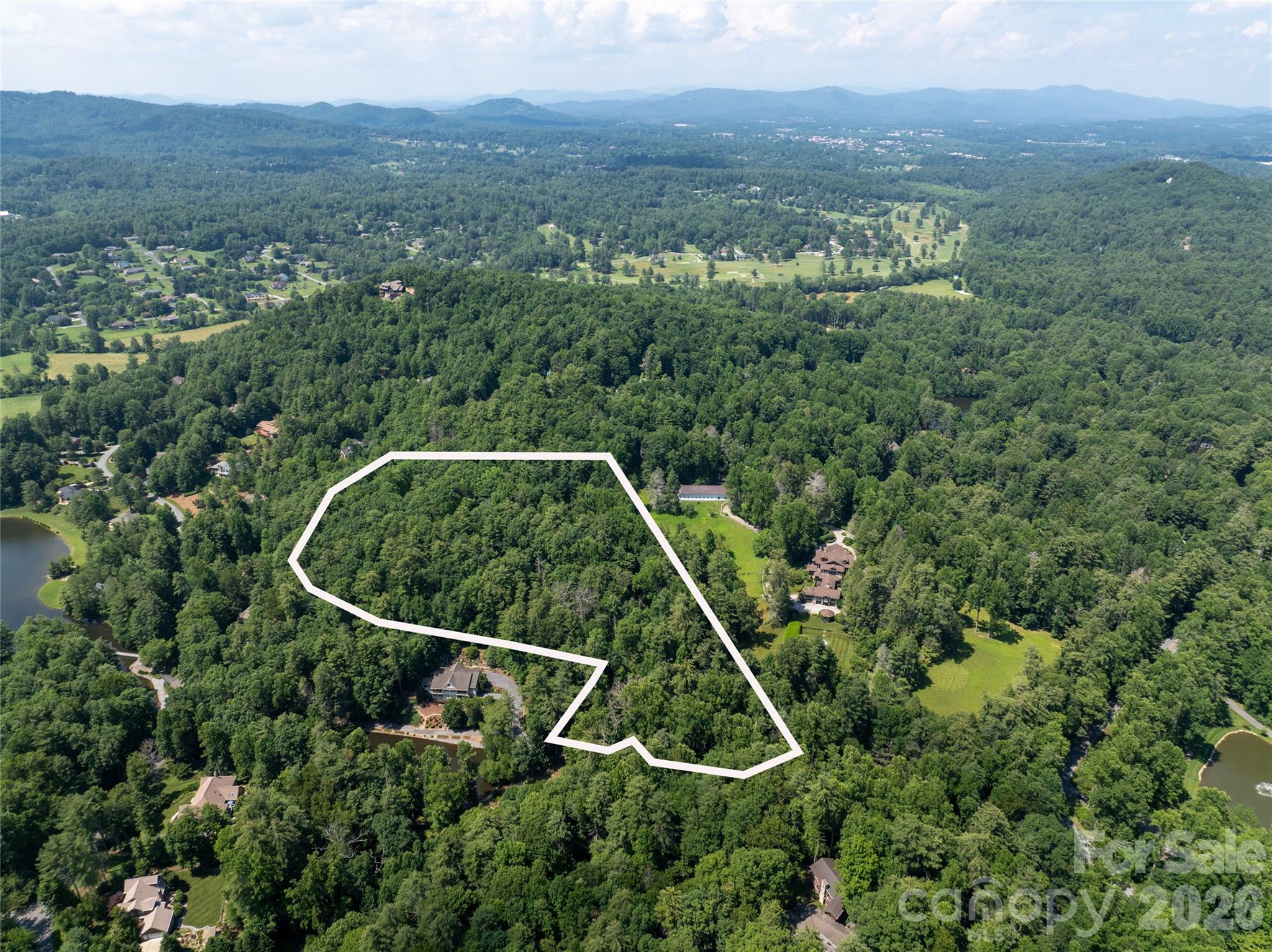 34 Oak Gate Drive Hendersonville NC 28739