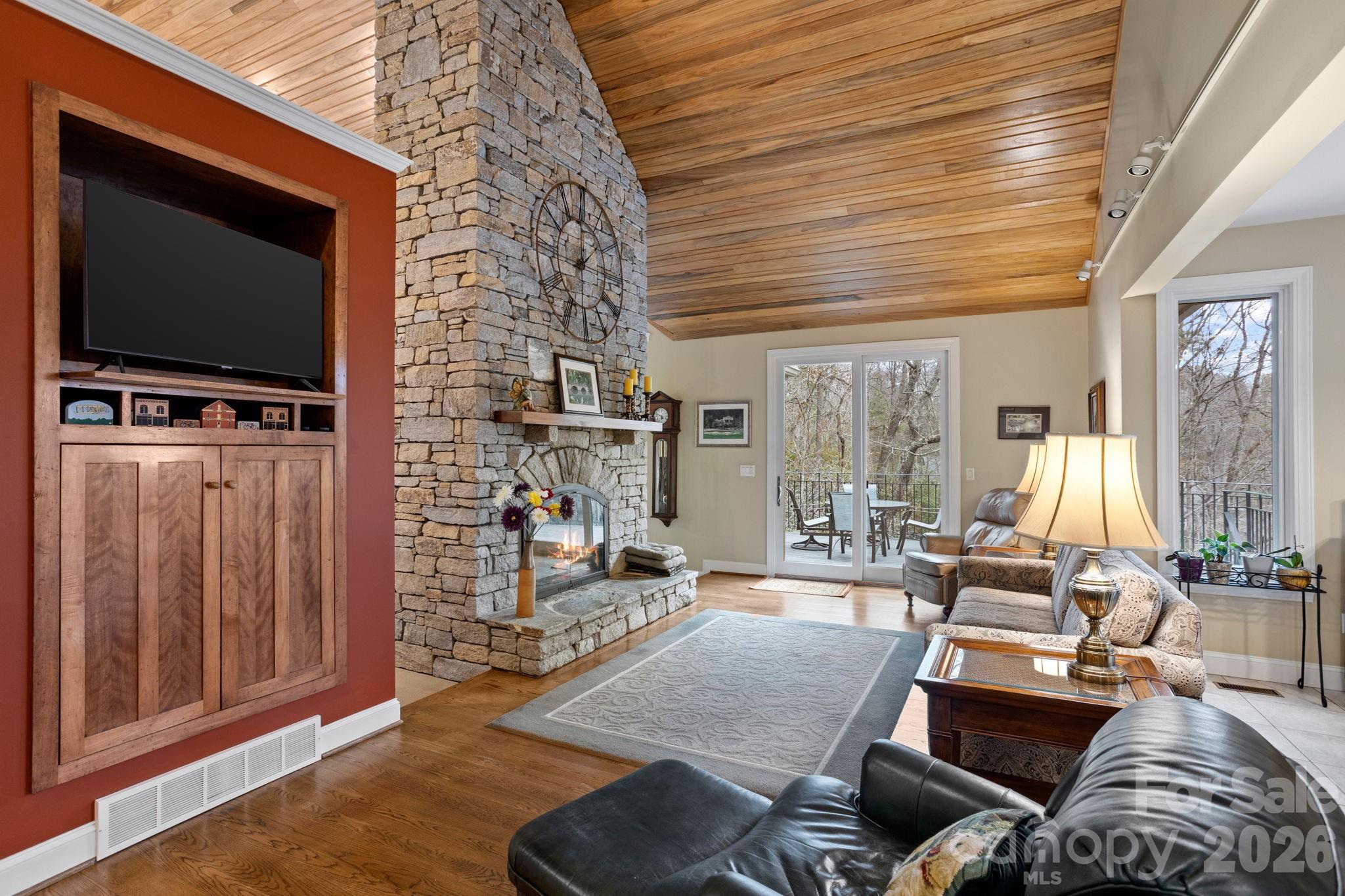 175 Overlook Drive Flat Rock NC 28731