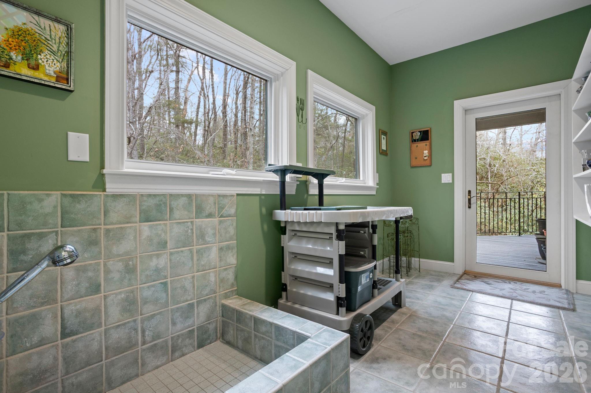 175 Overlook Drive Flat Rock NC 28731
