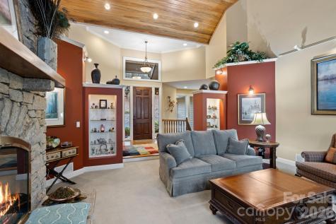 175 Overlook Drive Flat Rock NC 28731