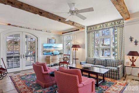 138 Indian Trace Lake Toxaway NC 28747