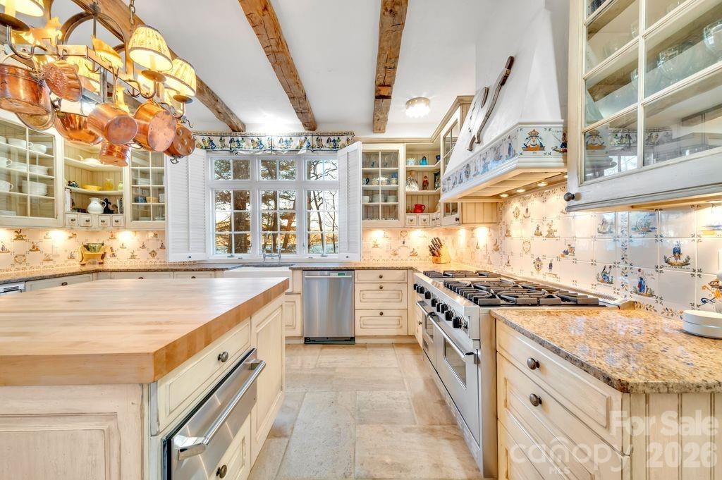 138 Indian Trace Lake Toxaway NC 28747