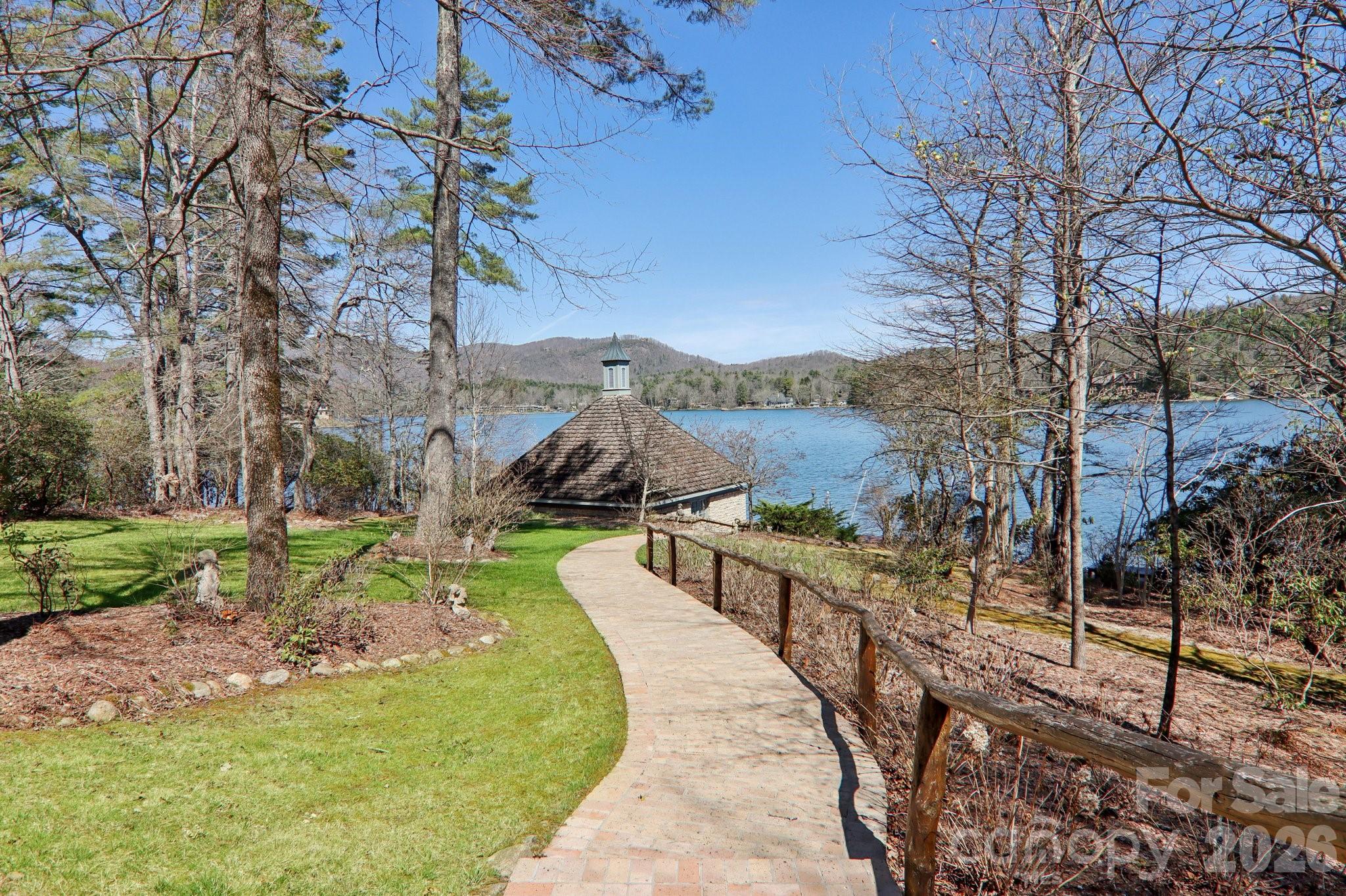 138 Indian Trace Lake Toxaway NC 28747