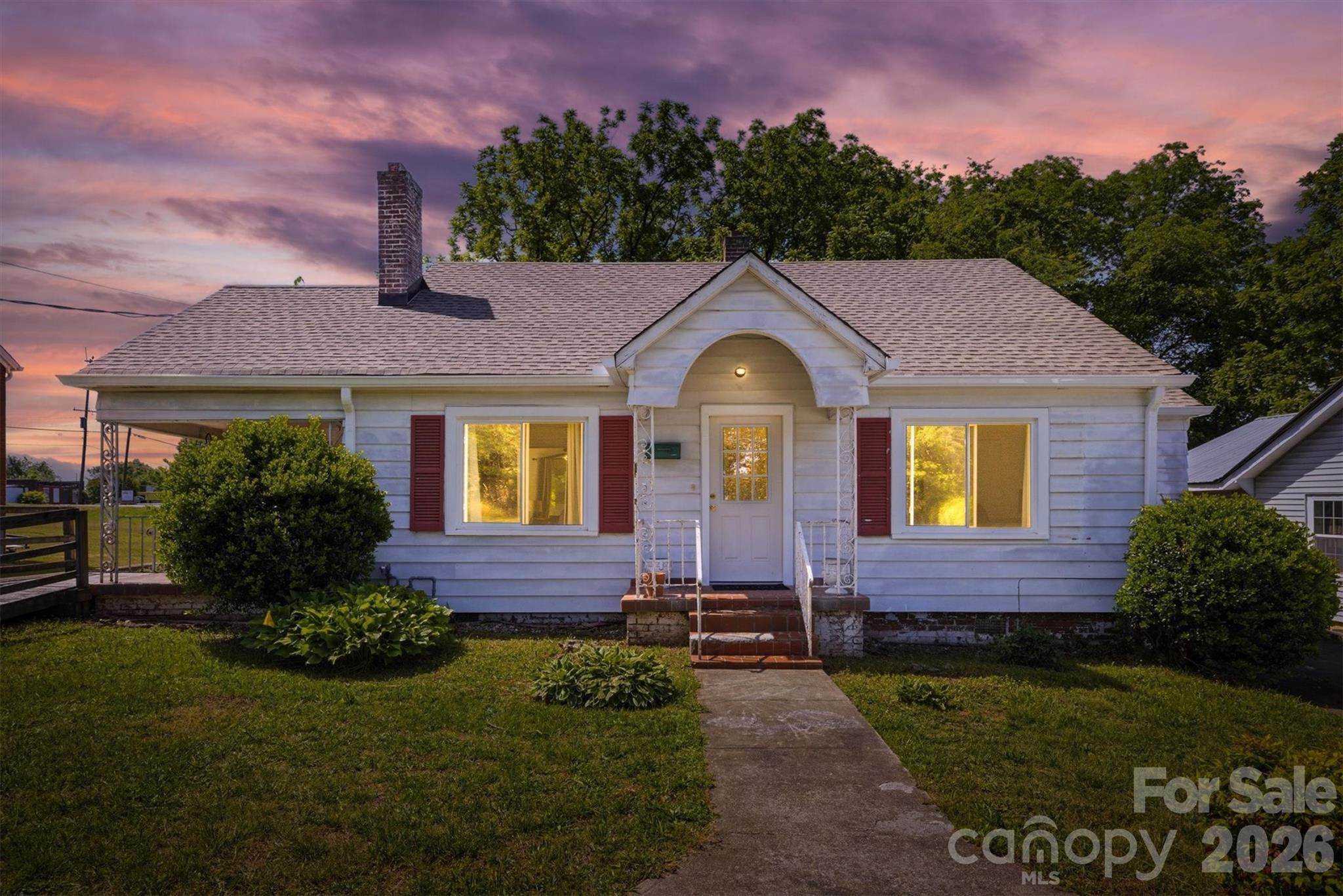 117 3rd Avenue SW Hickory NC 28602