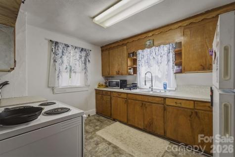 117 3rd Avenue SW Hickory NC 28602
