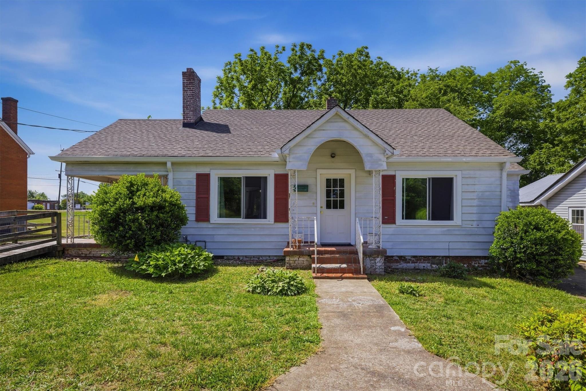 117 3rd Avenue SW Hickory NC 28602