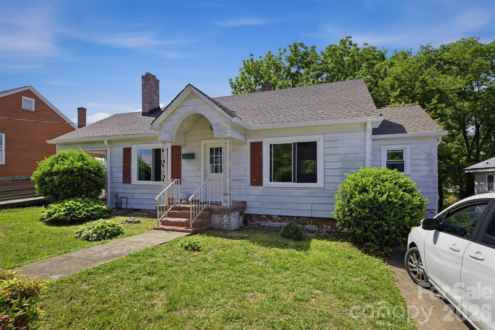 117 3rd Avenue SW Hickory NC 28602