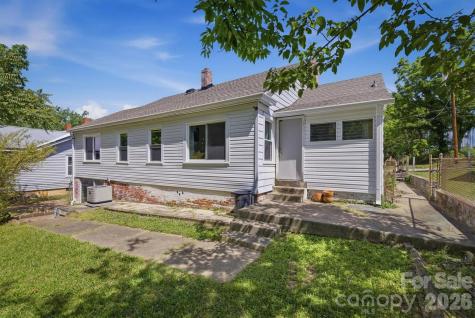 117 3rd Avenue SW Hickory NC 28602