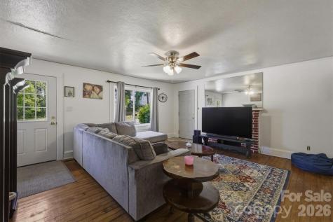 117 3rd Avenue SW Hickory NC 28602