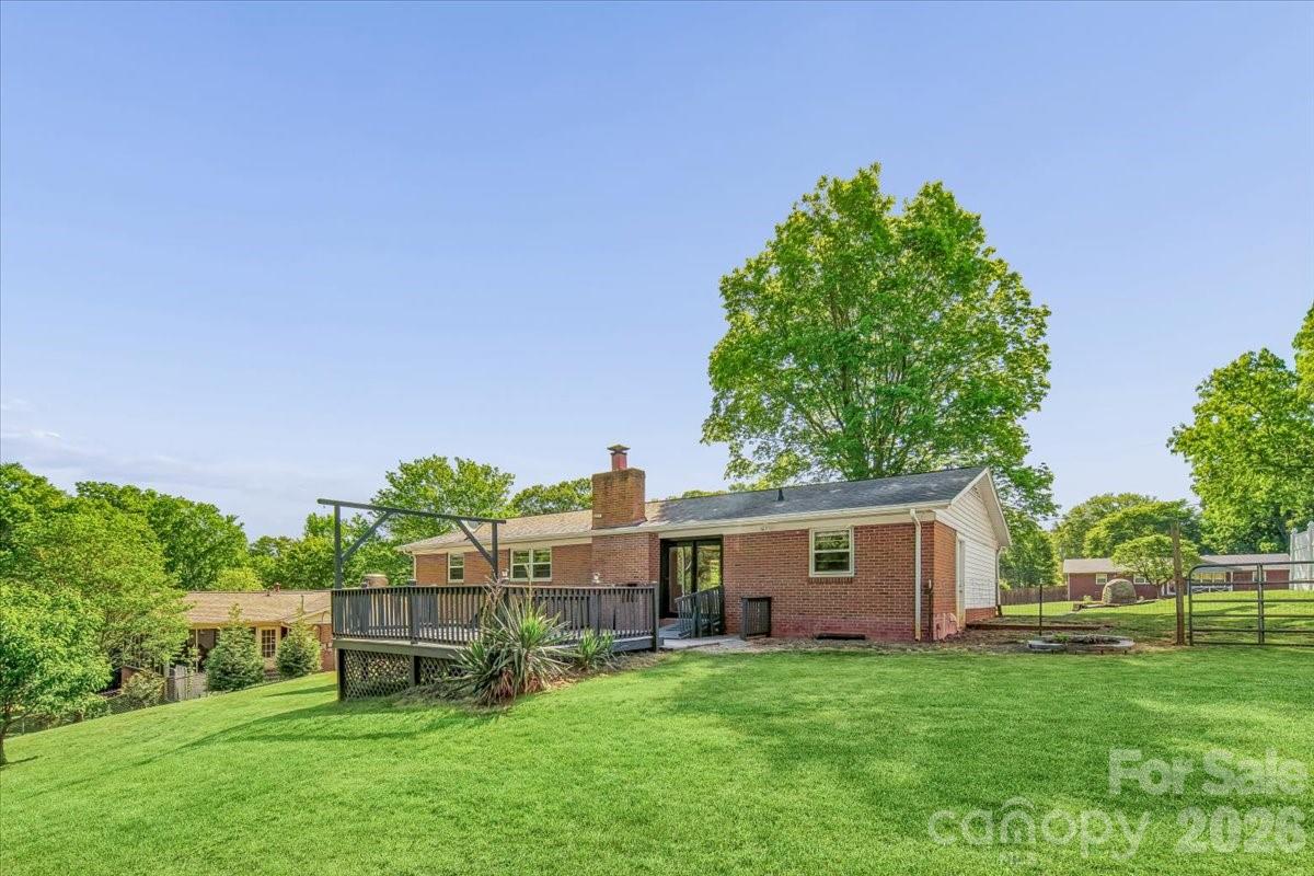 105 Vina Place Mount Holly NC 28120