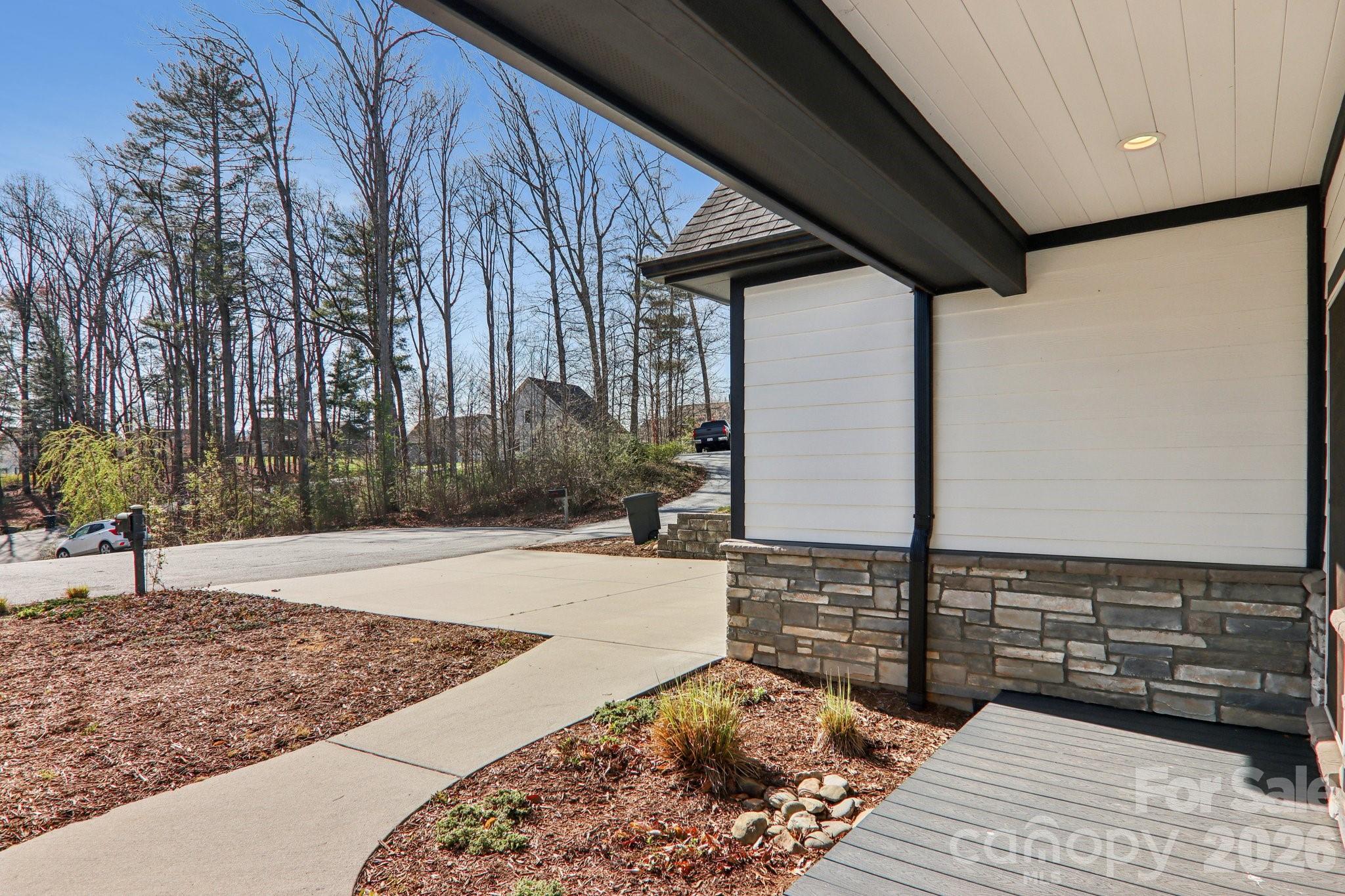 98 Hamilton Woods Lane Etowah NC 28729