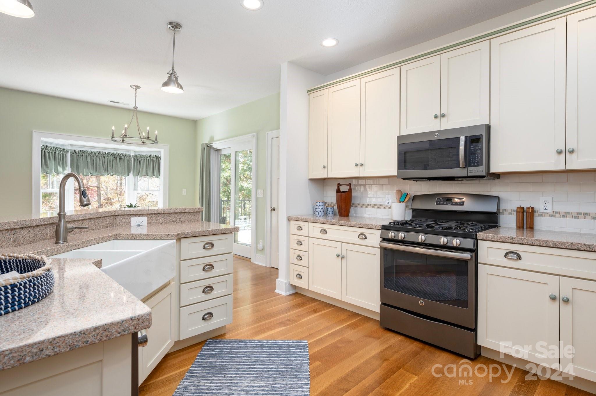 412 Melnick Terrace Asheville NC 28803