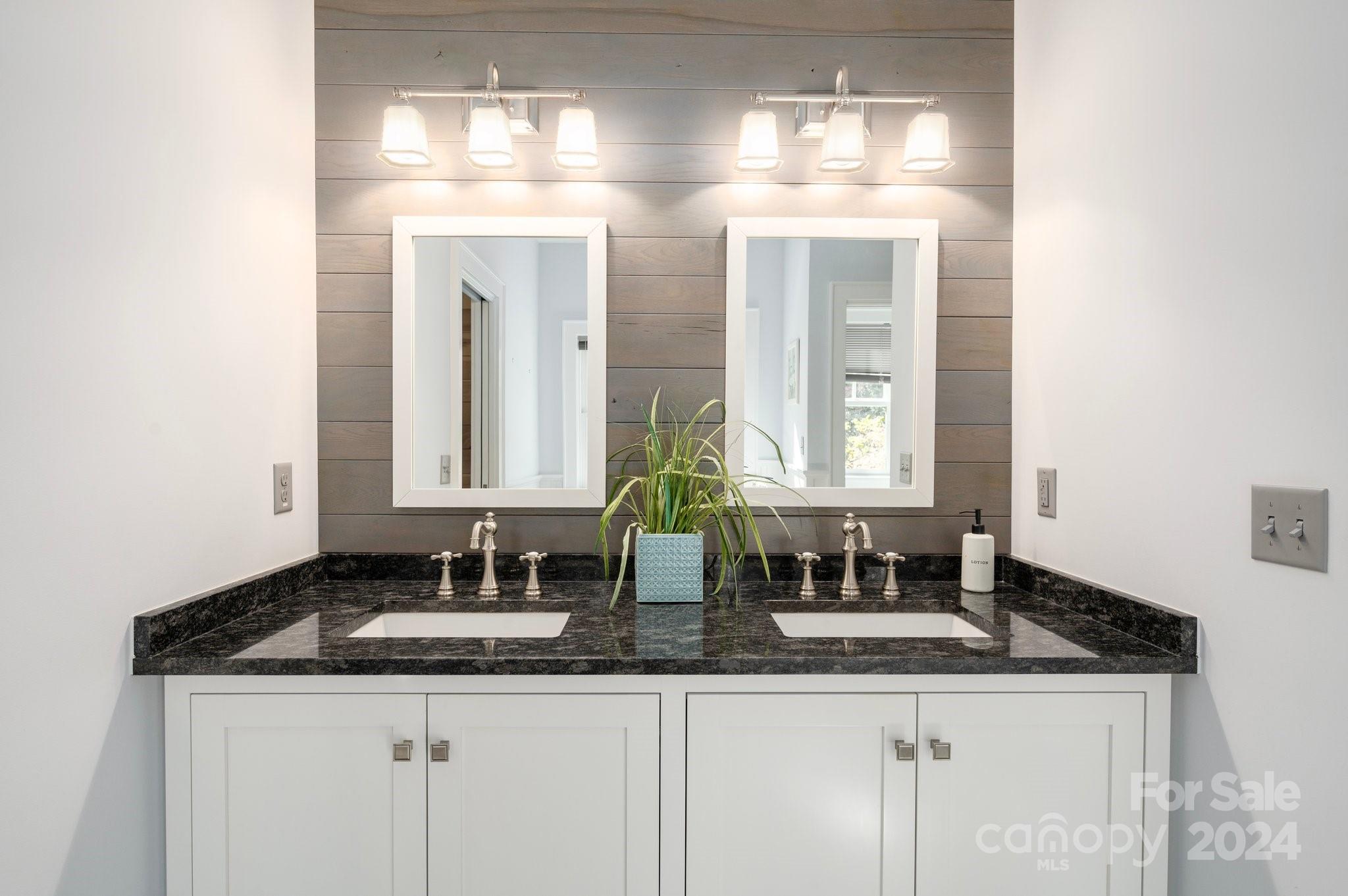 412 Melnick Terrace Asheville NC 28803