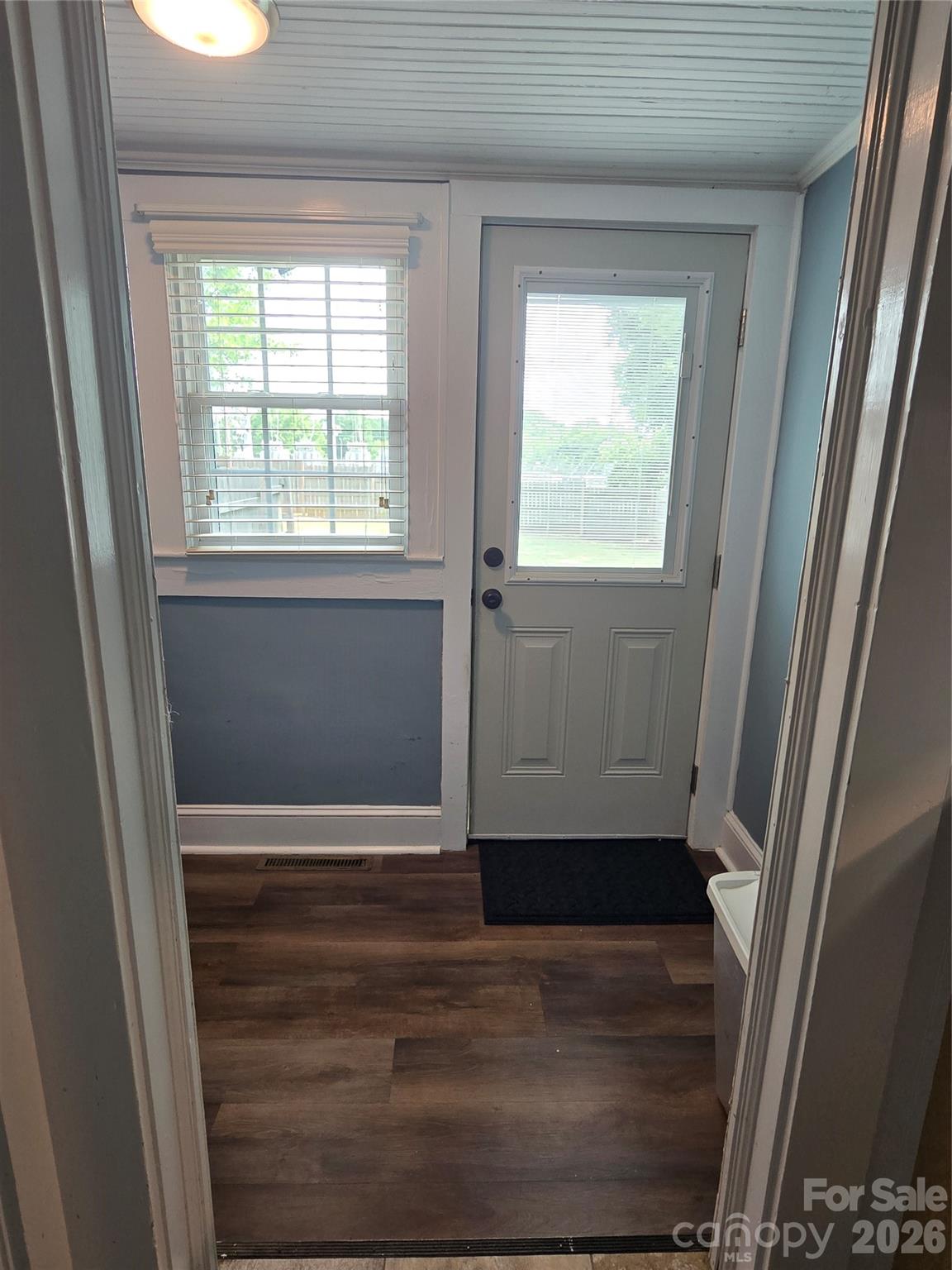 214 E 10th Street Kannapolis NC 28083