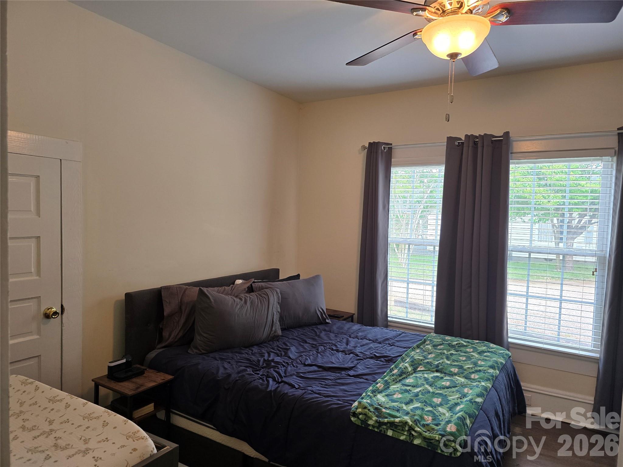 214 E 10th Street Kannapolis NC 28083