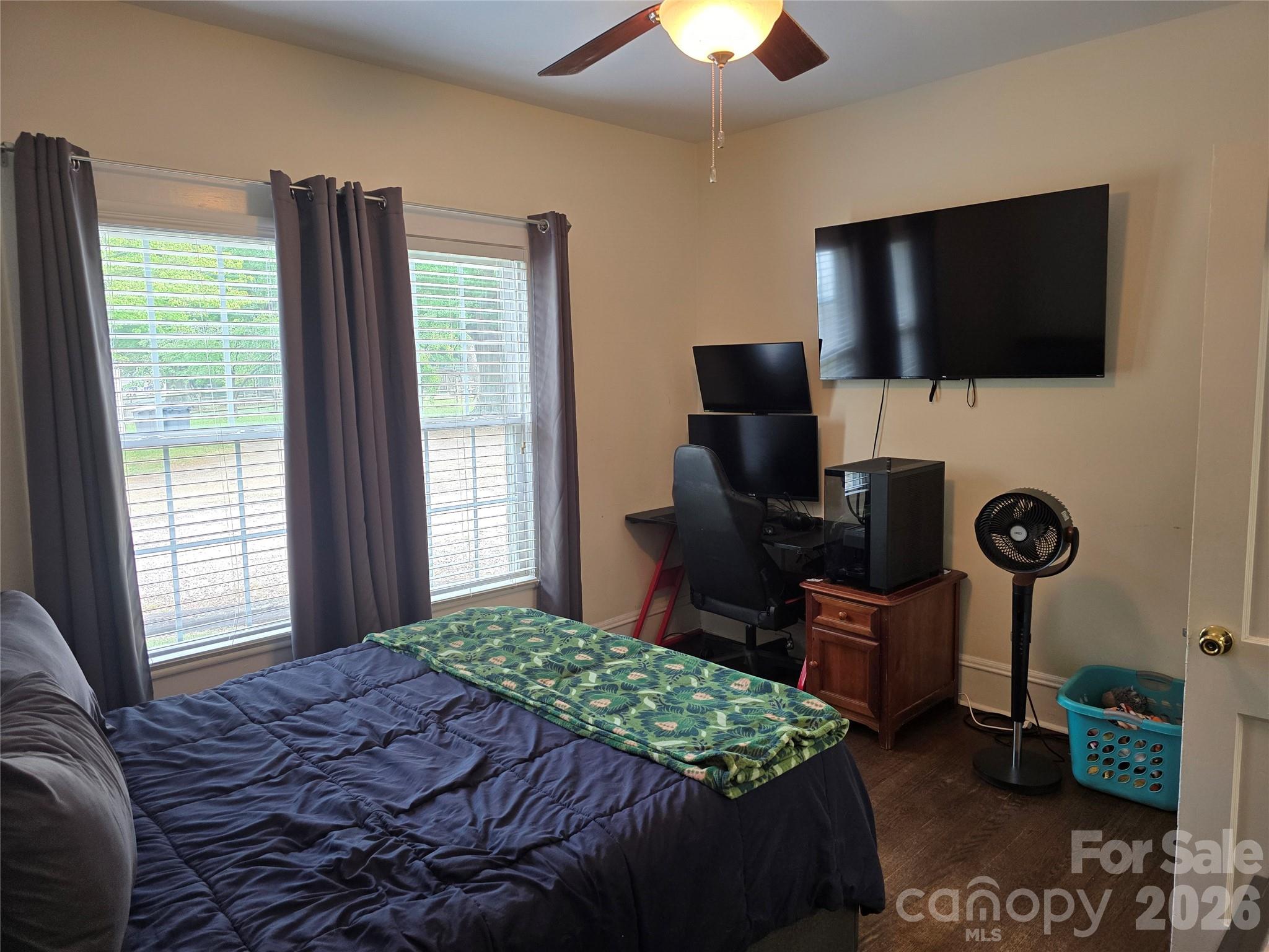 214 E 10th Street Kannapolis NC 28083