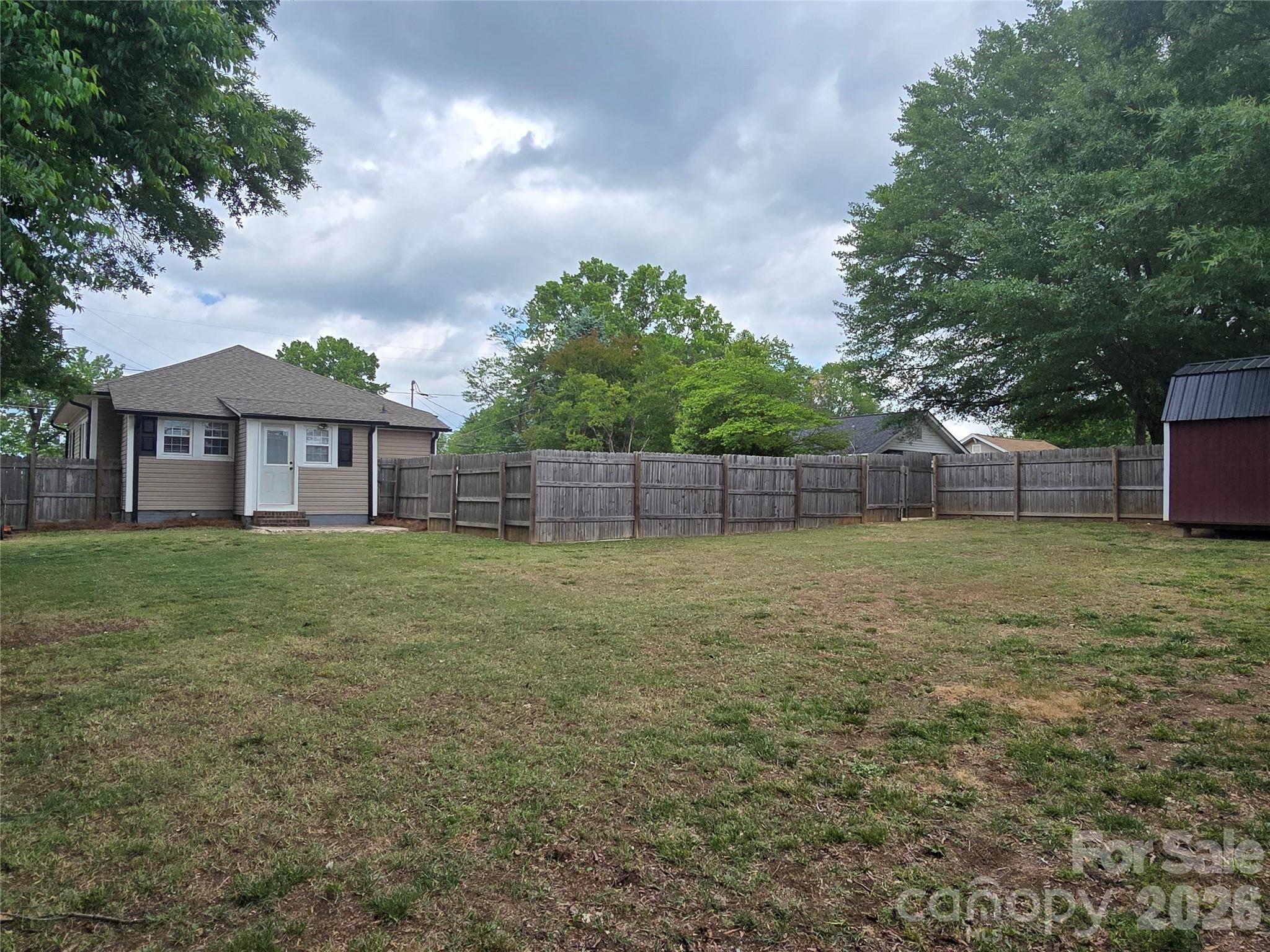 214 E 10th Street Kannapolis NC 28083