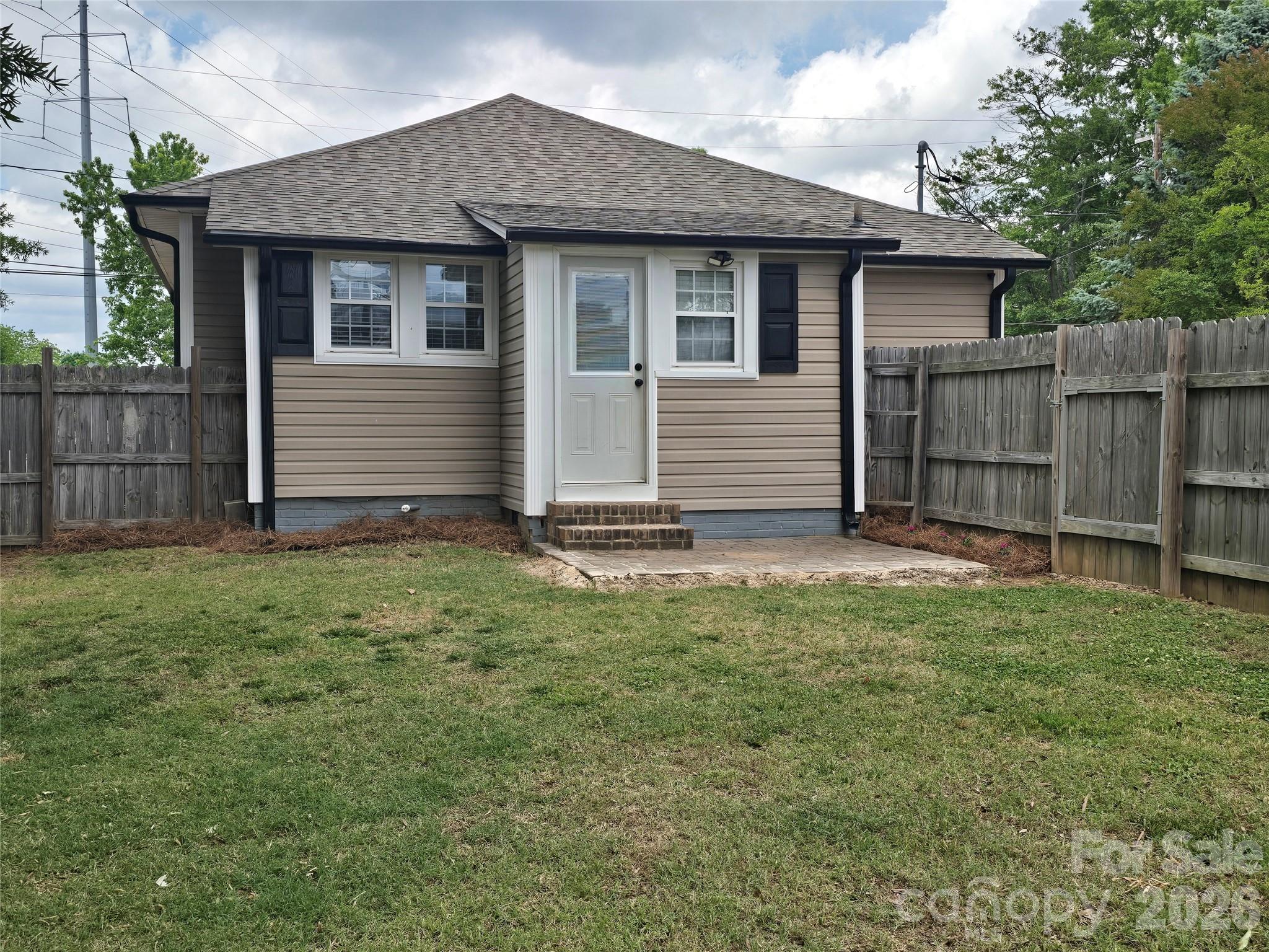 214 E 10th Street Kannapolis NC 28083
