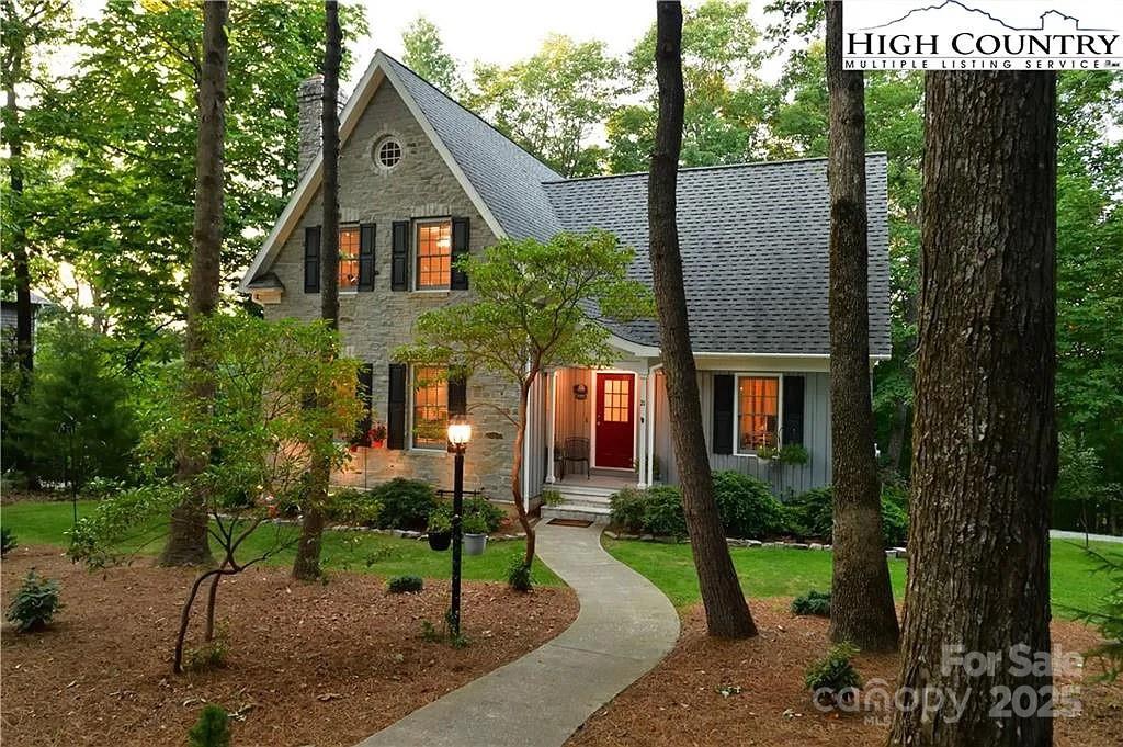 21 Maple Leaf Lane Glade Valley NC 28627
