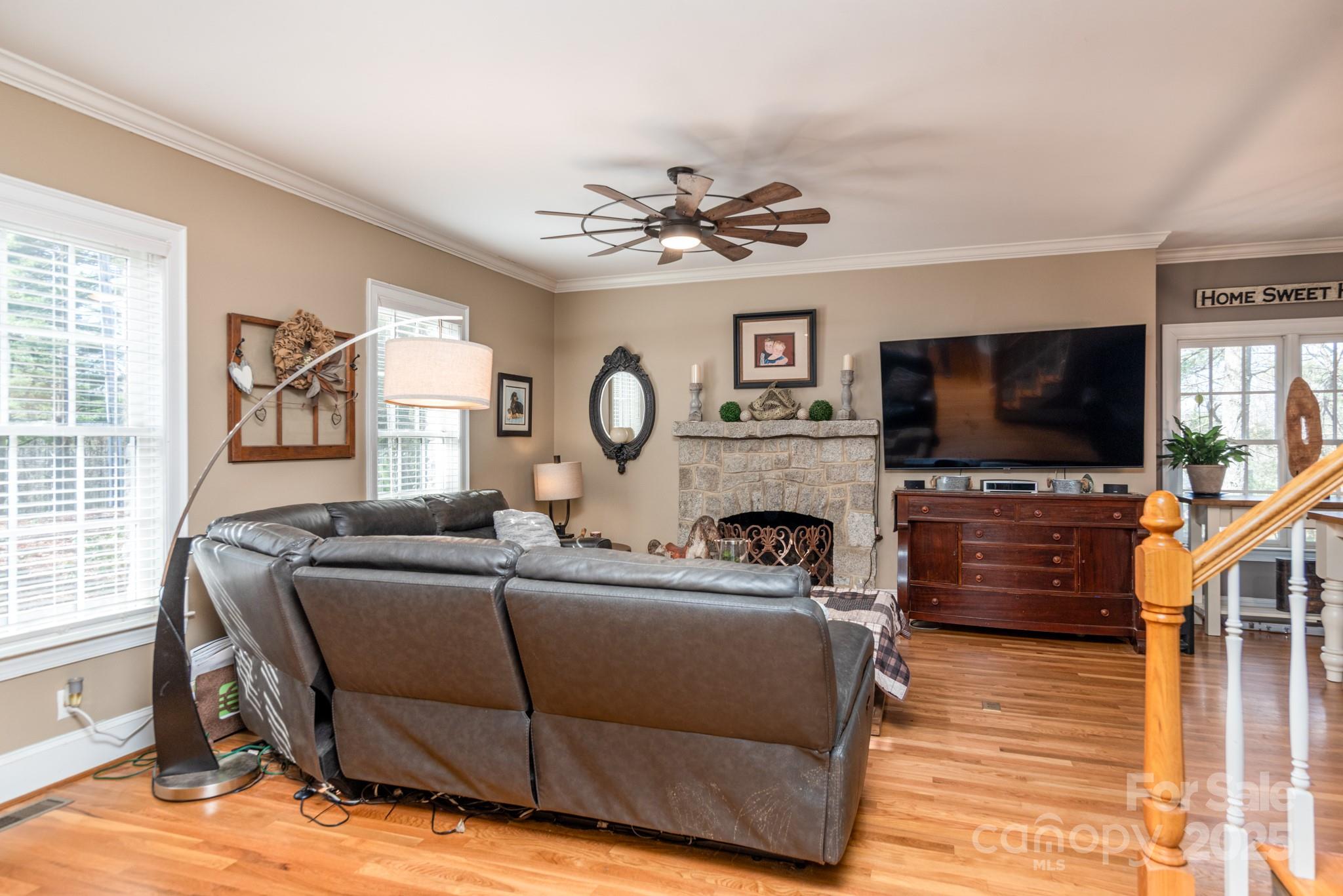 21 Maple Leaf Lane Glade Valley NC 28627
