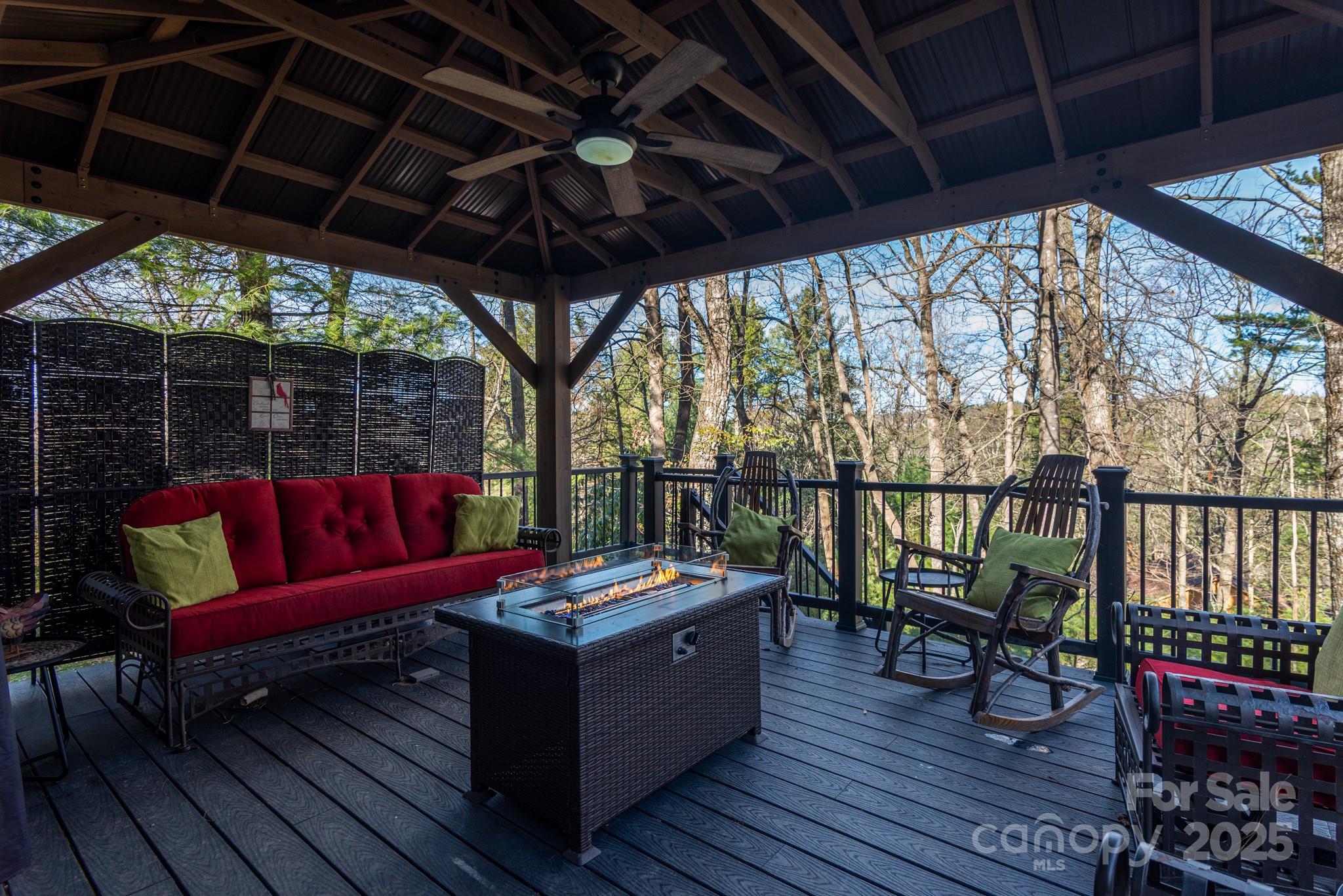 21 Maple Leaf Lane Glade Valley NC 28627