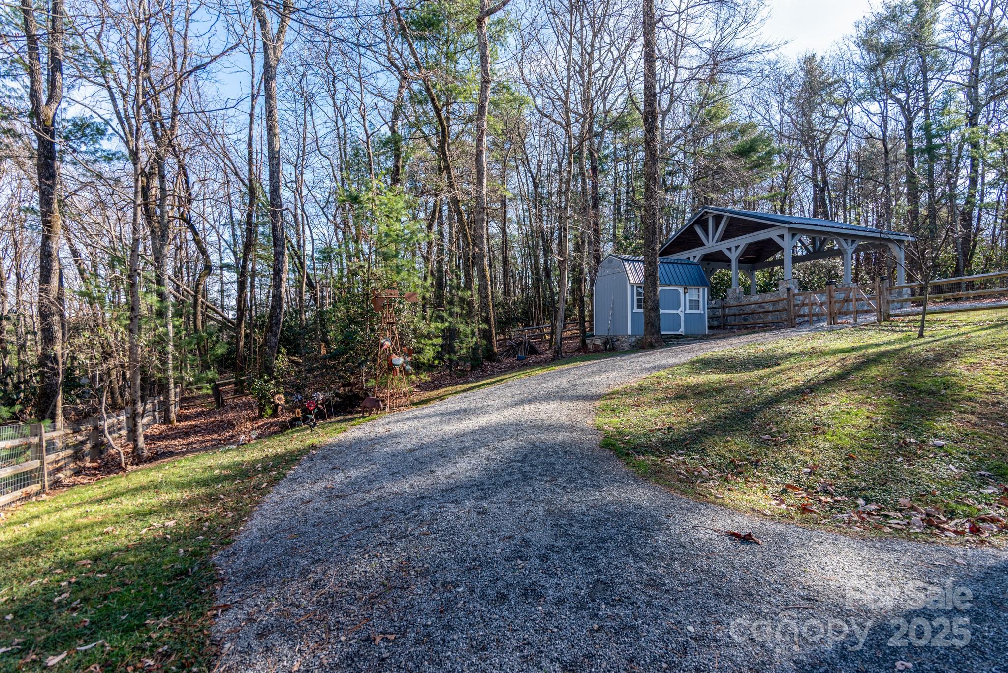 21 Maple Leaf Lane Glade Valley NC 28627