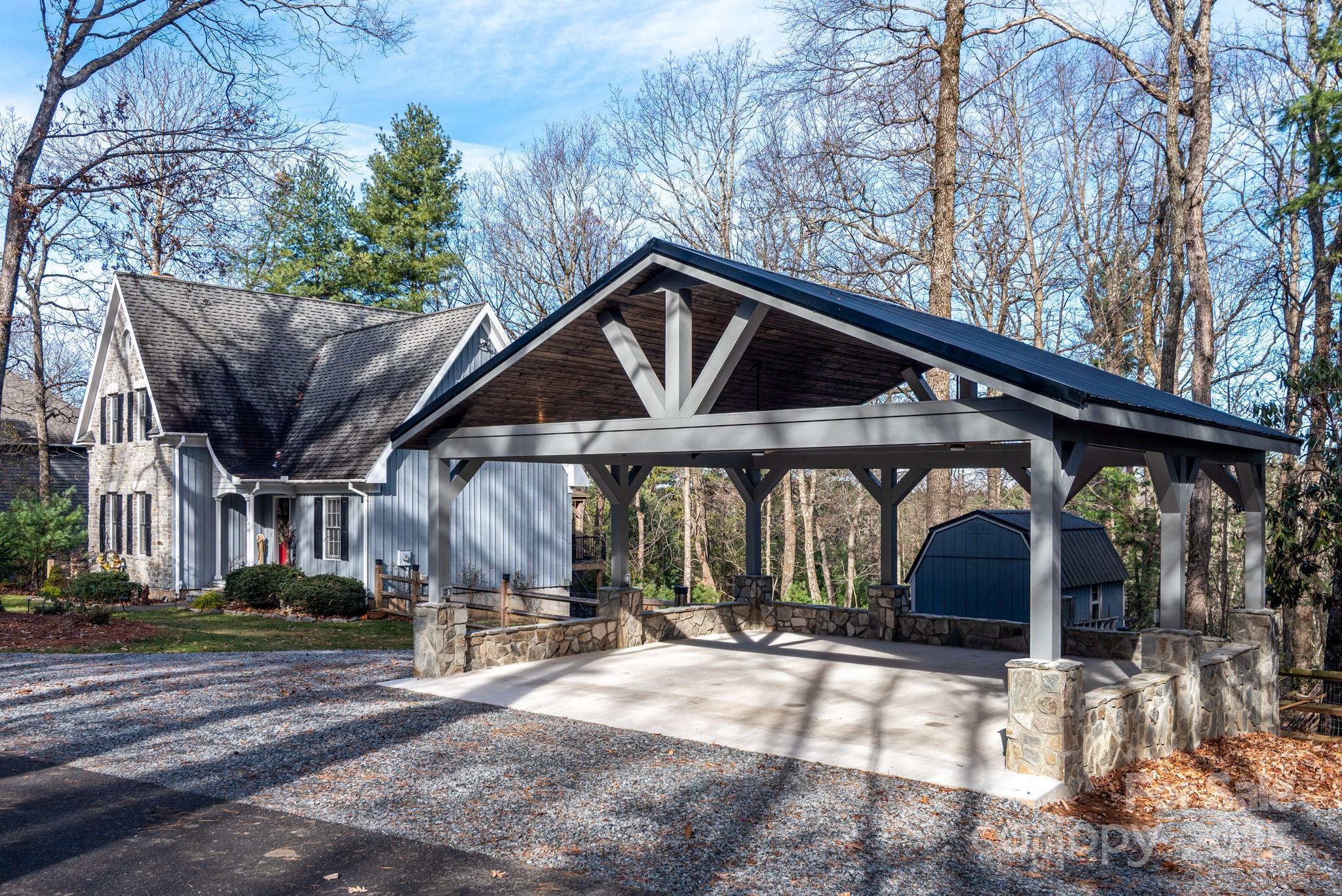 21 Maple Leaf Lane Glade Valley NC 28627