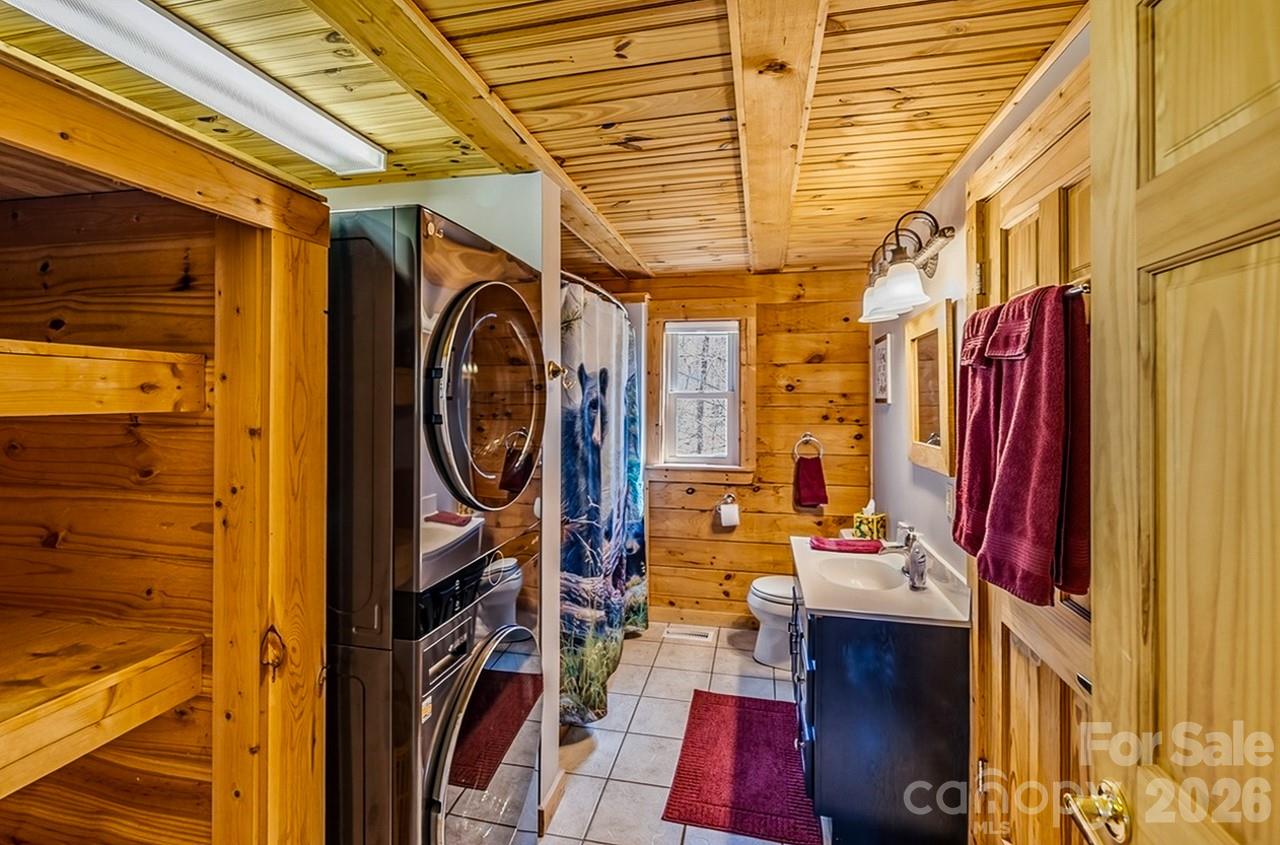 1972 River Crest Parkway Rutherfordton NC 28139